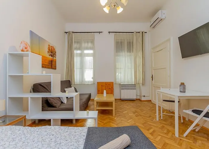 Ak57 * بودابست