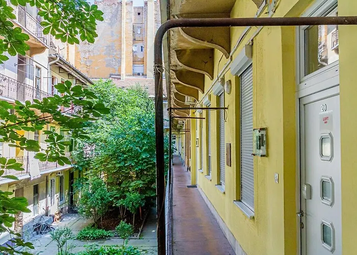 Ak57 شقة بودابست